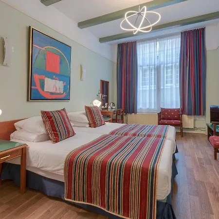 Des Arts Hotel