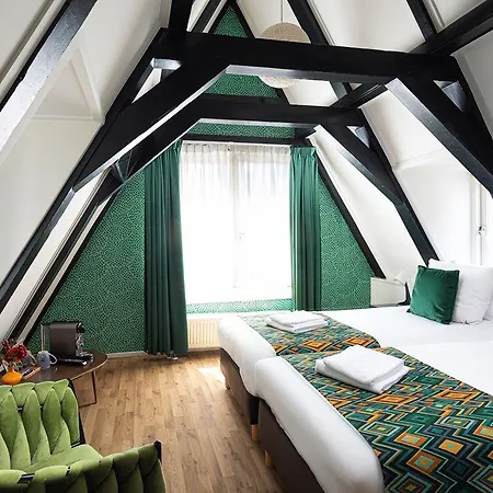 Des Arts Hotel 3*