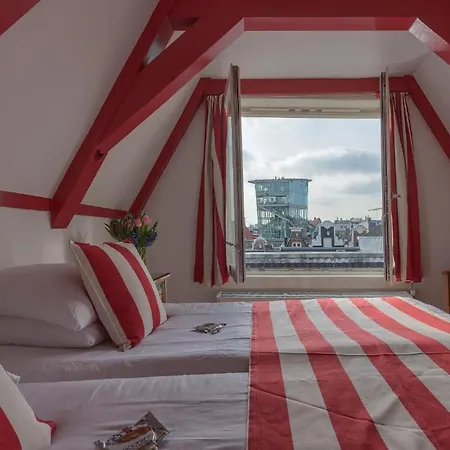 Des Arts Hotel 3*